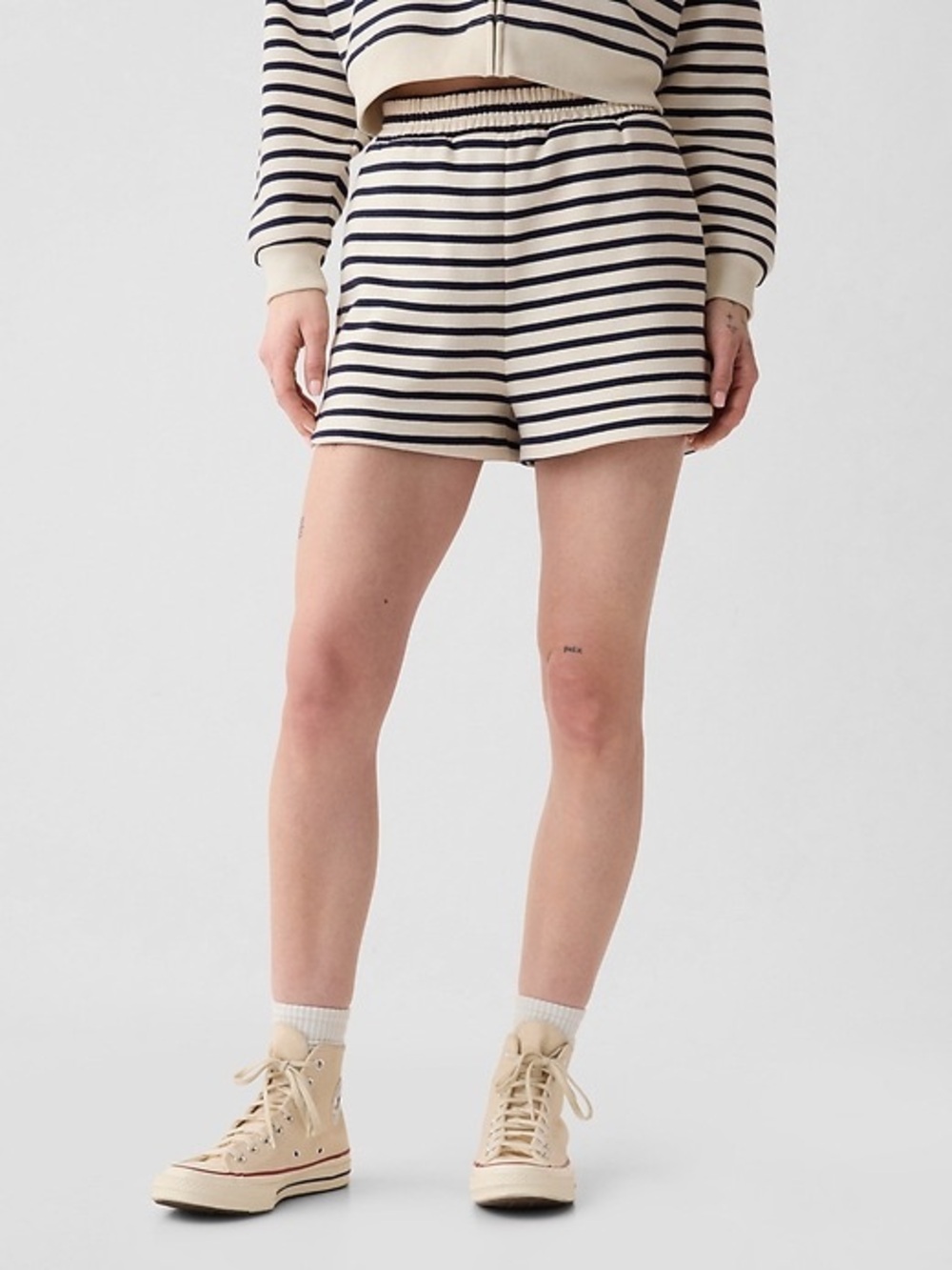 Gap ‘Vintage Soft’ Dolphin Sweat Shorts